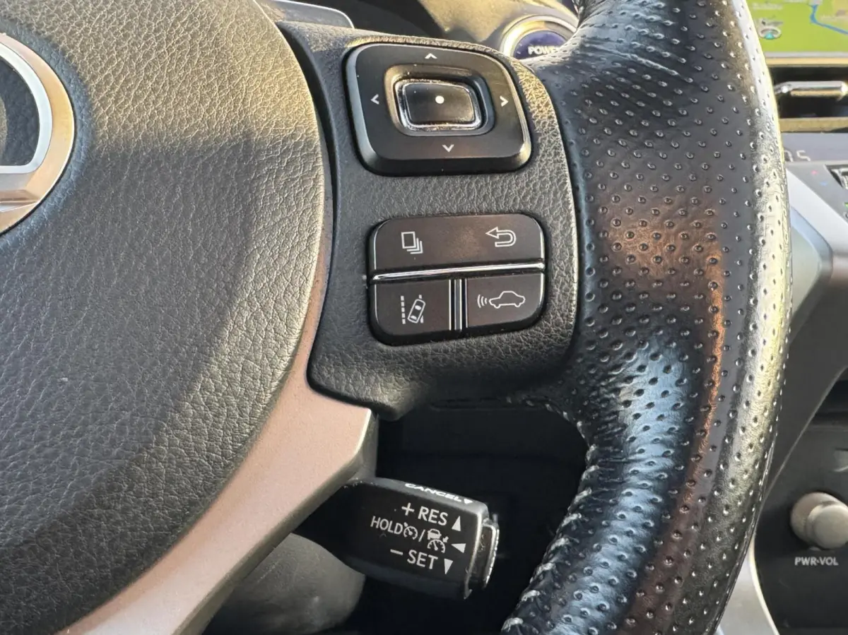 300h AWD F F SPORT Line|NL-Auto|Trekhaak