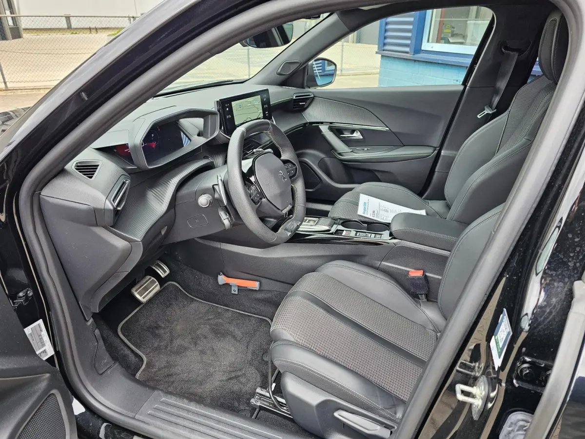 1.2 PureTech 130 GT Automaat Carplay/Android, navigatie, achteruitrijcamera Automaat EAT8 | Camera