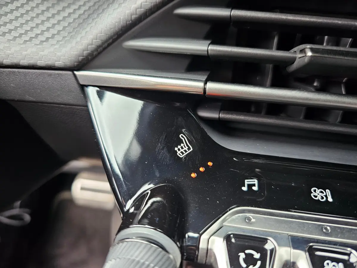 1.2 PureTech 130 GT Automaat Carplay/Android, navigatie, achteruitrijcamera Automaat EAT8 | Camera