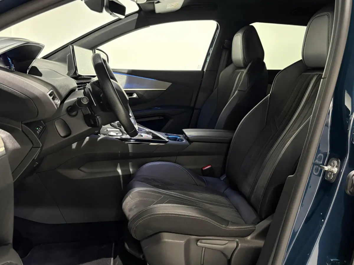 1.6 PHEV HYbrid 225 GT|SOH 99%|Black Pack|19''|360 CAM|FOCAL|Carplay|Navi|PDC|ACC|Side assist|Lane Assist|