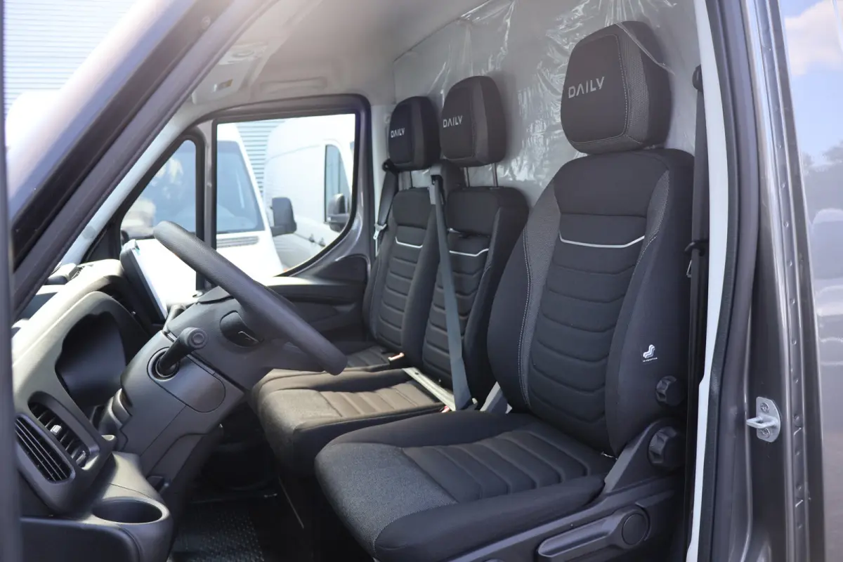 35S18 Hi-Matic L2 H2 Airco Navigatie Trekhaak Digitaal Dashboard