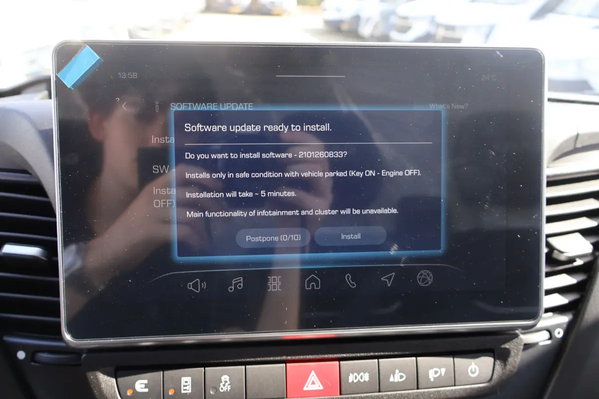 35S18 Hi-Matic L2 H2 Airco Navigatie Trekhaak Digitaal Dashboard
