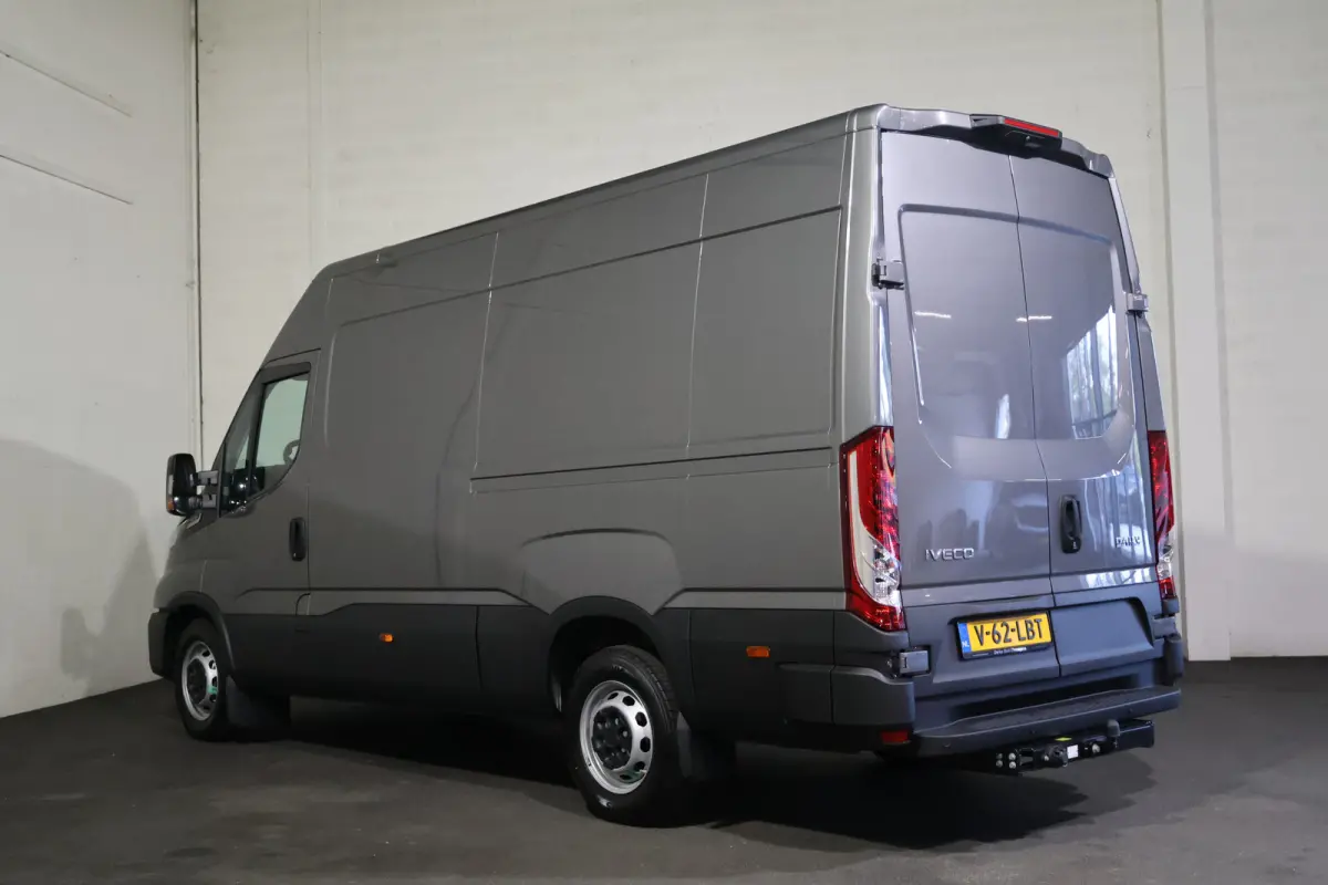 35S18 Hi-Matic L2 H2 Airco Navigatie Trekhaak Digitaal Dashboard