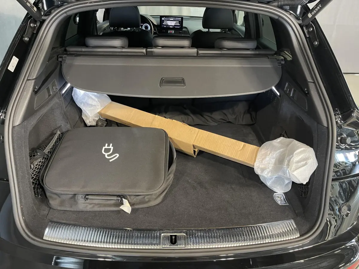 55 TFSI e S edition Competition 19"/Sportstoelen/Stoelverwarming/Adaptieve cruise/Dodehoek/Camera/Apple Carplay & Android Auto