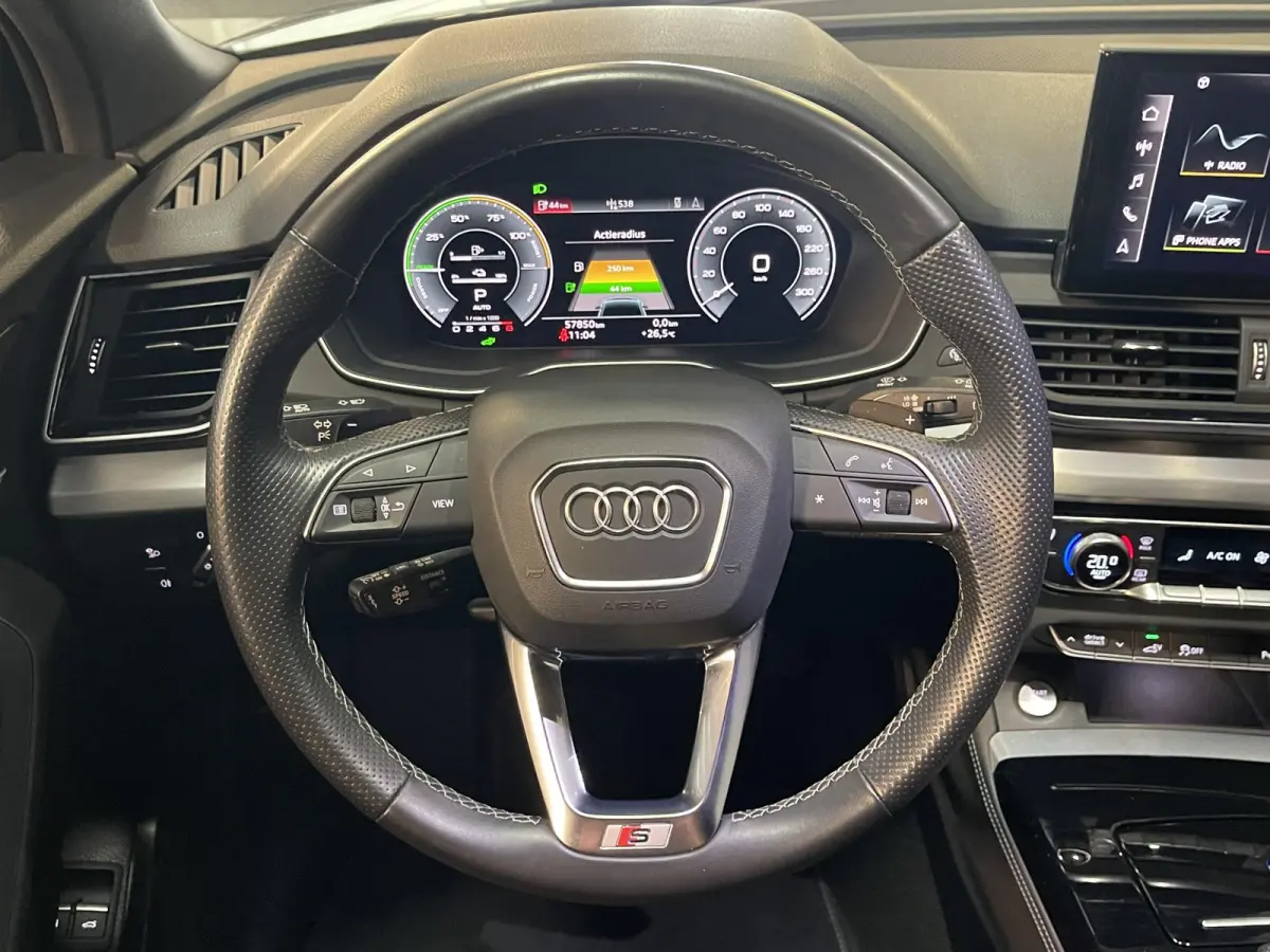 55 TFSI e S edition Competition 19"/Sportstoelen/Stoelverwarming/Adaptieve cruise/Dodehoek/Camera/Apple Carplay & Android Auto