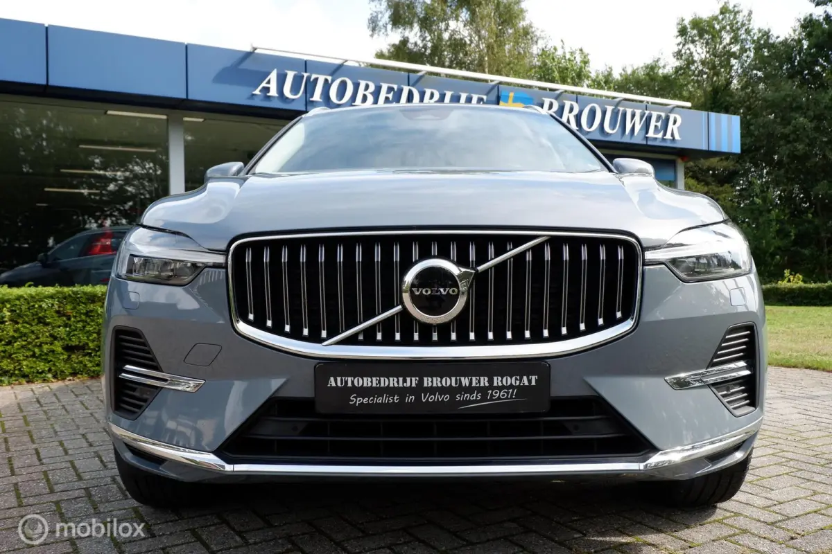 AWD T6 350PK PIH LONG RANGE PLUS BRIGHT | PANO | ACC | CLIMATE PACK | GOOGLE | SOH 98%