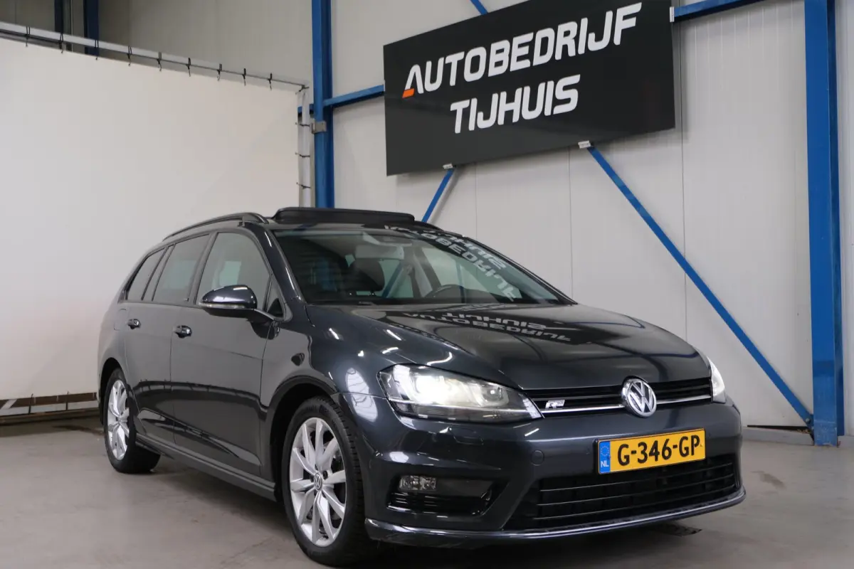 1.4 TSI Highline R-Line Automaat - Airco, Cruise, Navi, PDC, Carplay, Stoelverwarming.