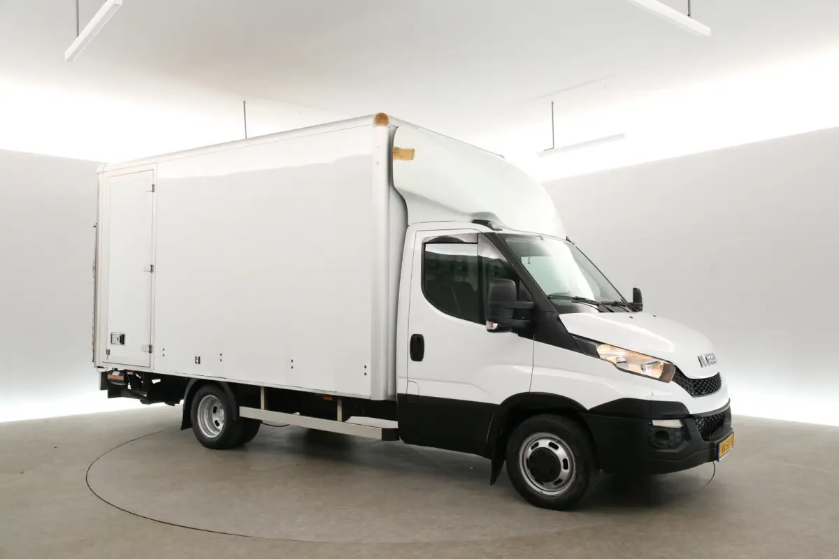 35C13D 2.3 375 N1* | Dubbellucht | Laadklep | Zijdeur | Laadbak | Airco | 3 Zits