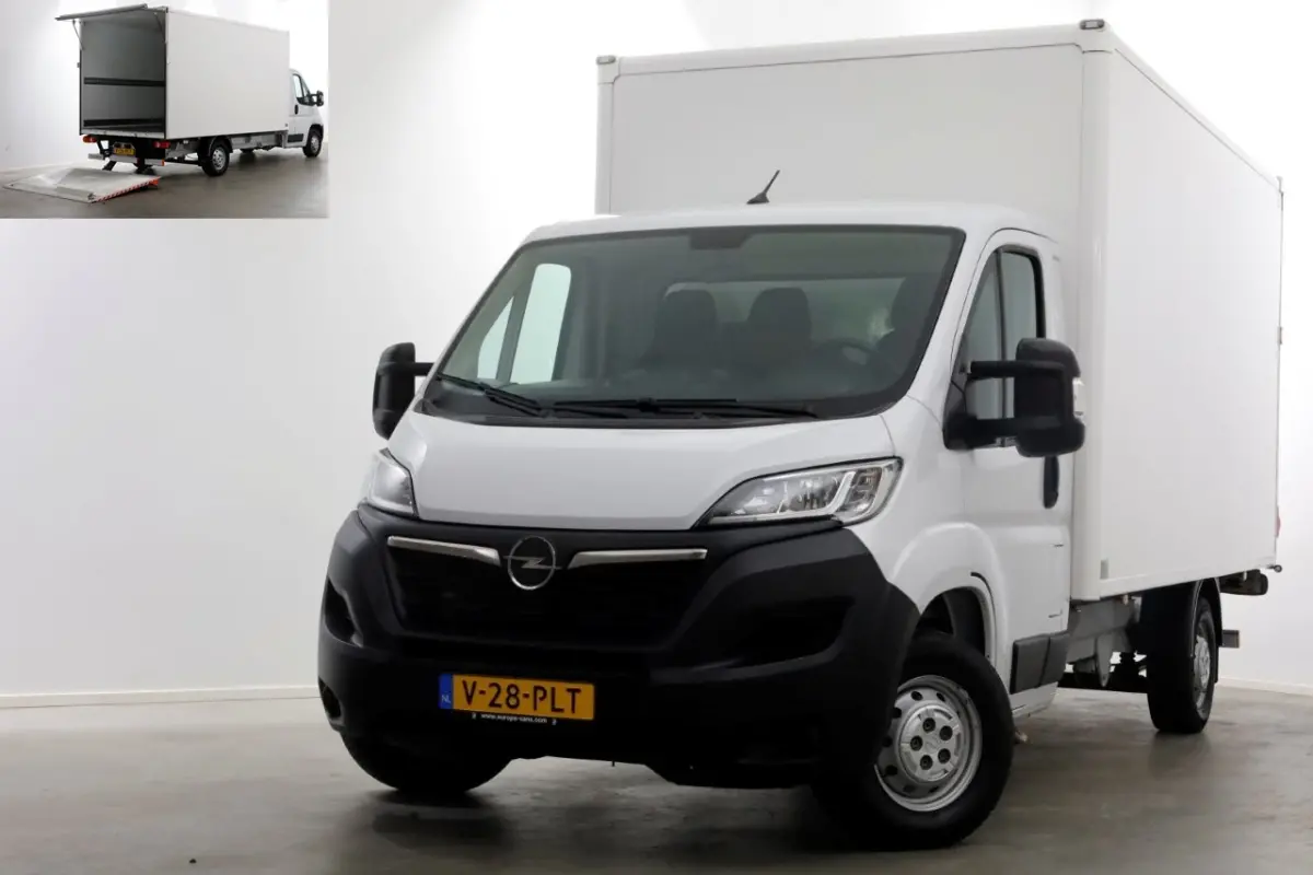 2.2D 140pk Bakwagen met laadklep 1.060kg laadvermogen 02-2024