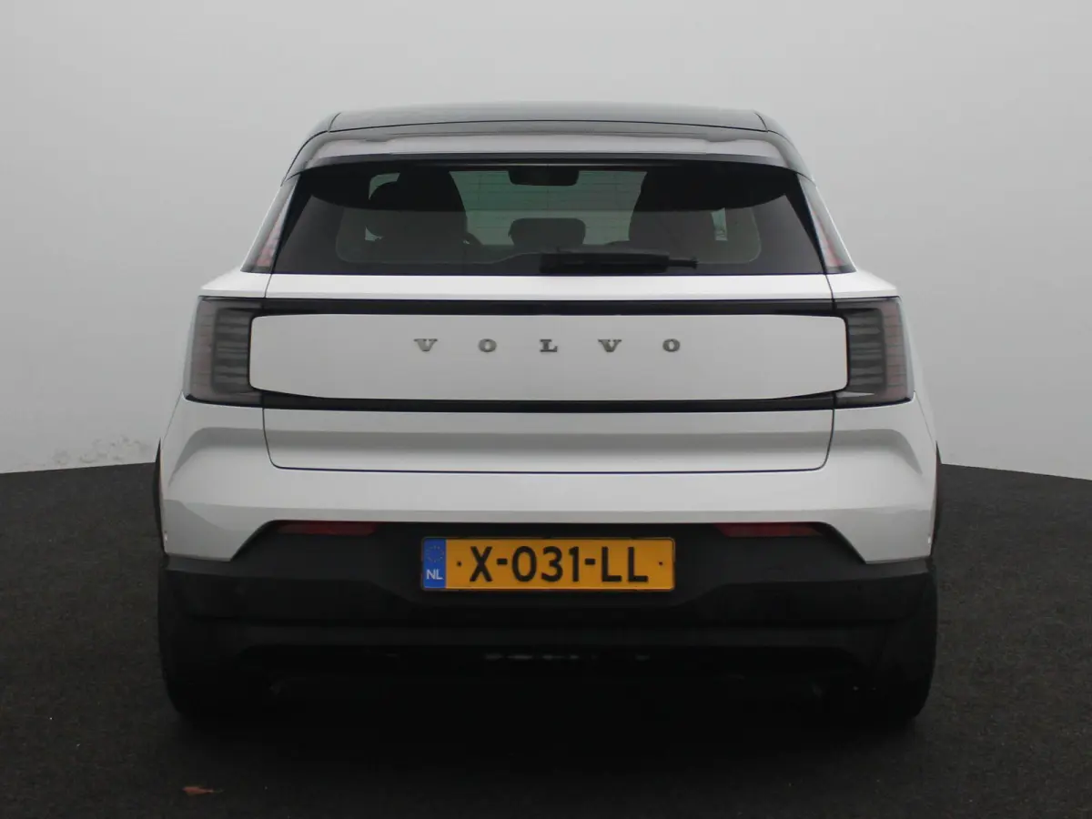 Single Motor Extended Range Ultra 69 kWh | Apple Carplay/Android Auto | Cruise Control | Panoramadak | Stoelverwarming | Lichtmetalen Velgen |