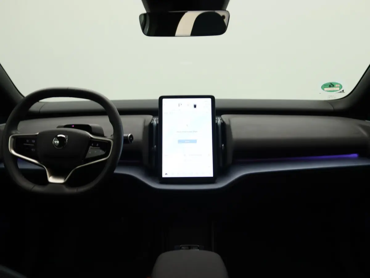 Single Motor Extended Range Ultra 69 kWh | Apple Carplay/Android Auto | Cruise Control | Panoramadak | Stoelverwarming | Lichtmetalen Velgen |