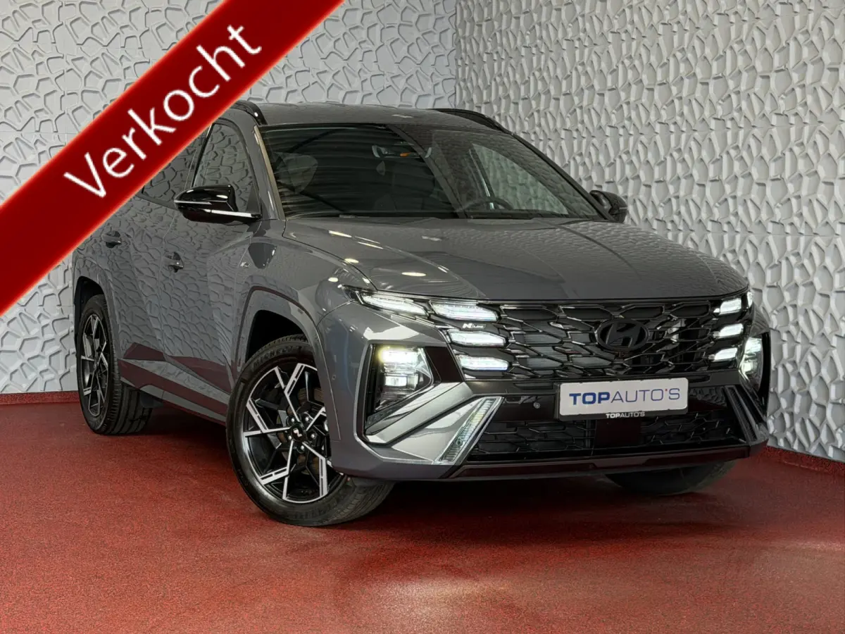 ONGEBRUIKTE AUTO 1.6 T-GDI PHEV N-LINE CAMERA ELEK.KLEP ELEK.STOEL/GEHEUG.VERW/GEKOELD SUBWFR 19''LMV ZWARTE HEMEL STUURVERW. PLUG IN HYBRIDE