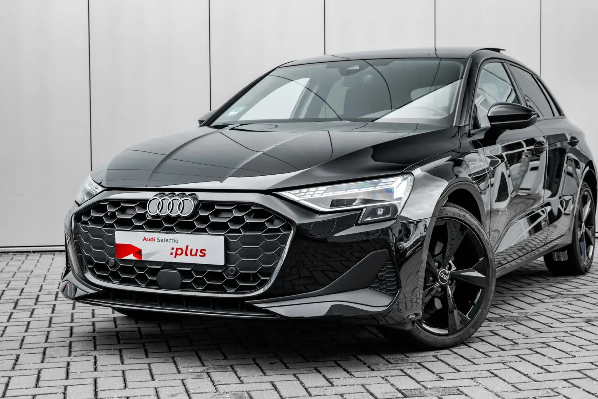 40 TFSI e S edition 204PK | Panorama Dak | Stoelverw. voor | Dodehoek Detectie | Camera Achter | Apple Carplay/Android Auto