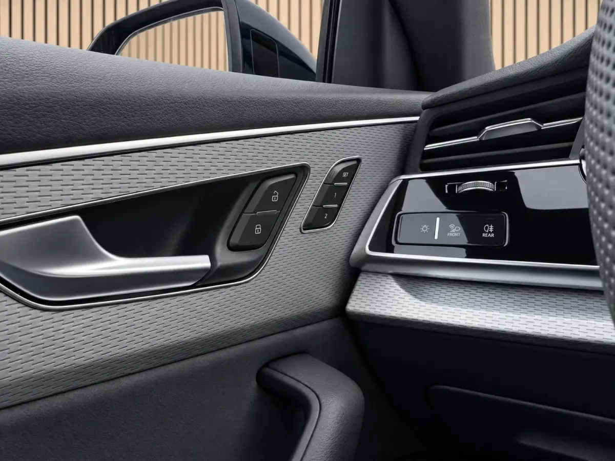 55 TFSI e quattro Pro Line S |Pano |RS Zetels |Softcolse |Luchtvering |4 Wiel Best. |B&O |Memory |360° |Sfeer