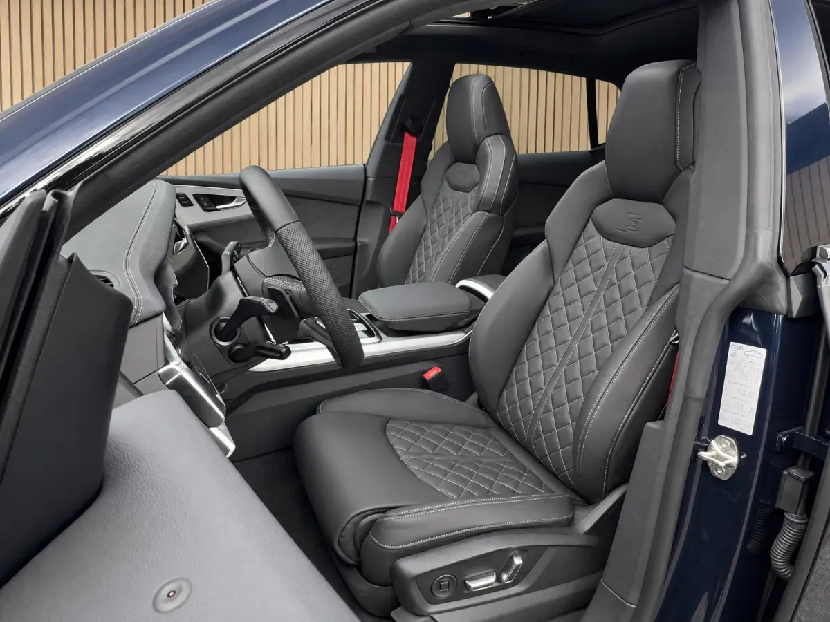 55 TFSI e quattro Pro Line S |Pano |RS Zetels |Softcolse |Luchtvering |4 Wiel Best. |B&O |Memory |360° |Sfeer