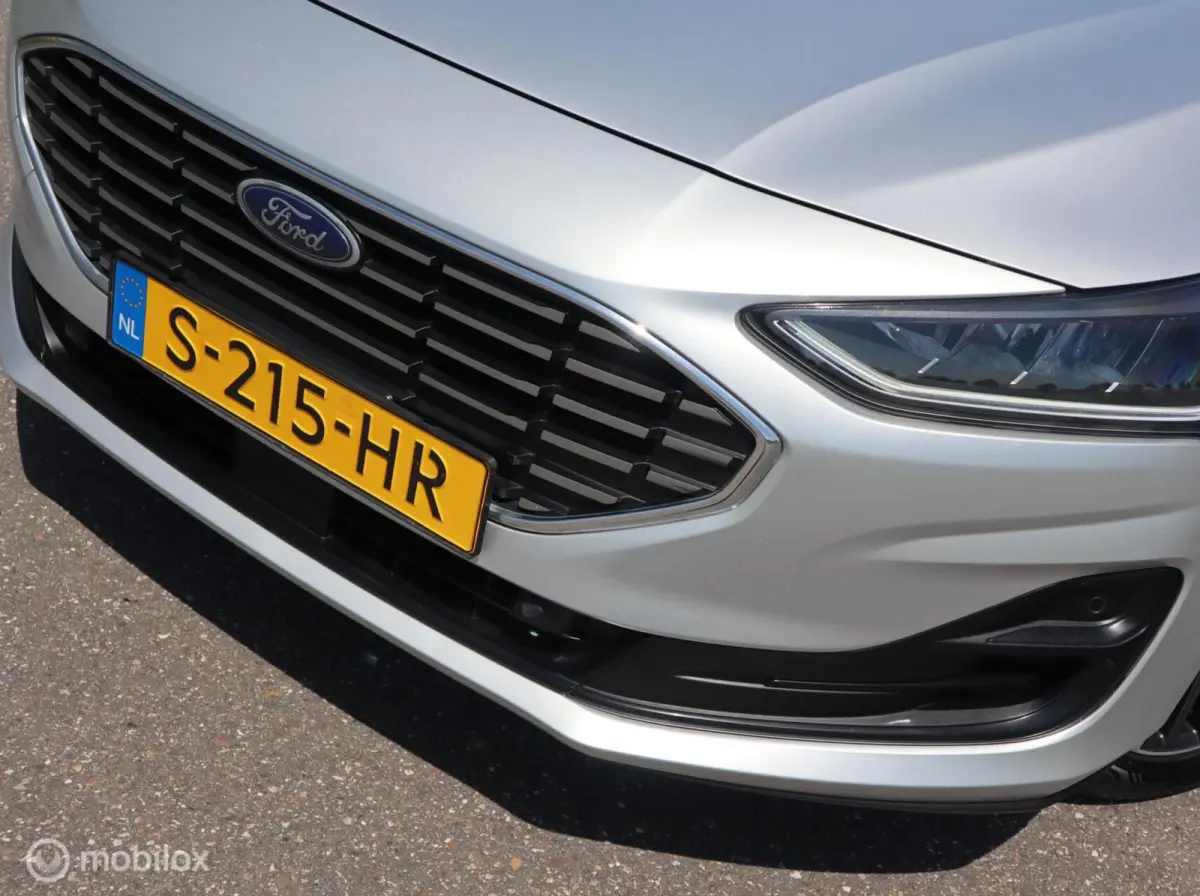 EcoBoost 155 PK Hybrid MHEV (FACELIFT MODEL) Titanium X Navi|Trekhaak|LED|Camera|DAB|DonkerGlas|17"LMV