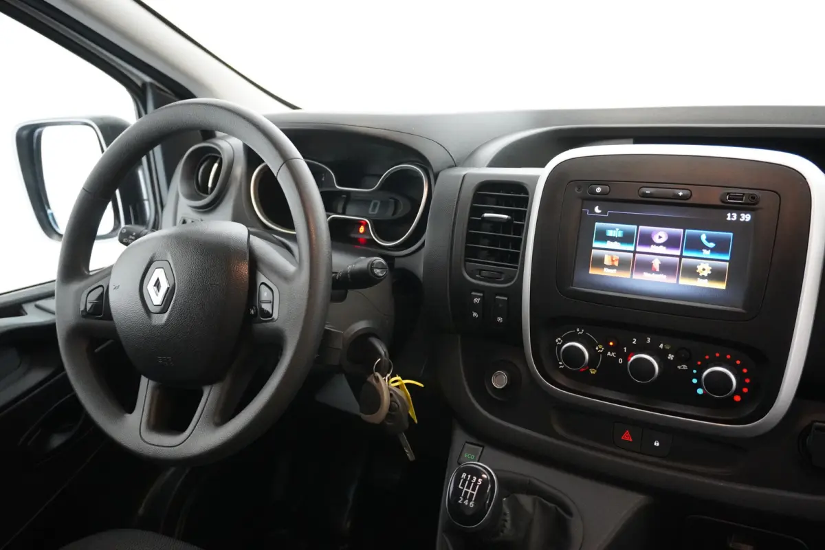 2.0 dCi 120PK EURO 6 - Airco - Navi - Cruise - €10.950,- Excl.