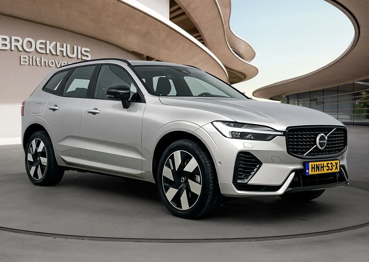 T6 Plug-in hybrid Ultra Dark Long Range | Trekhaak | PDC + 360 Camera | BLIS | Elektrische achterklep | Stoel + Stuurverwarming | Standkachel |