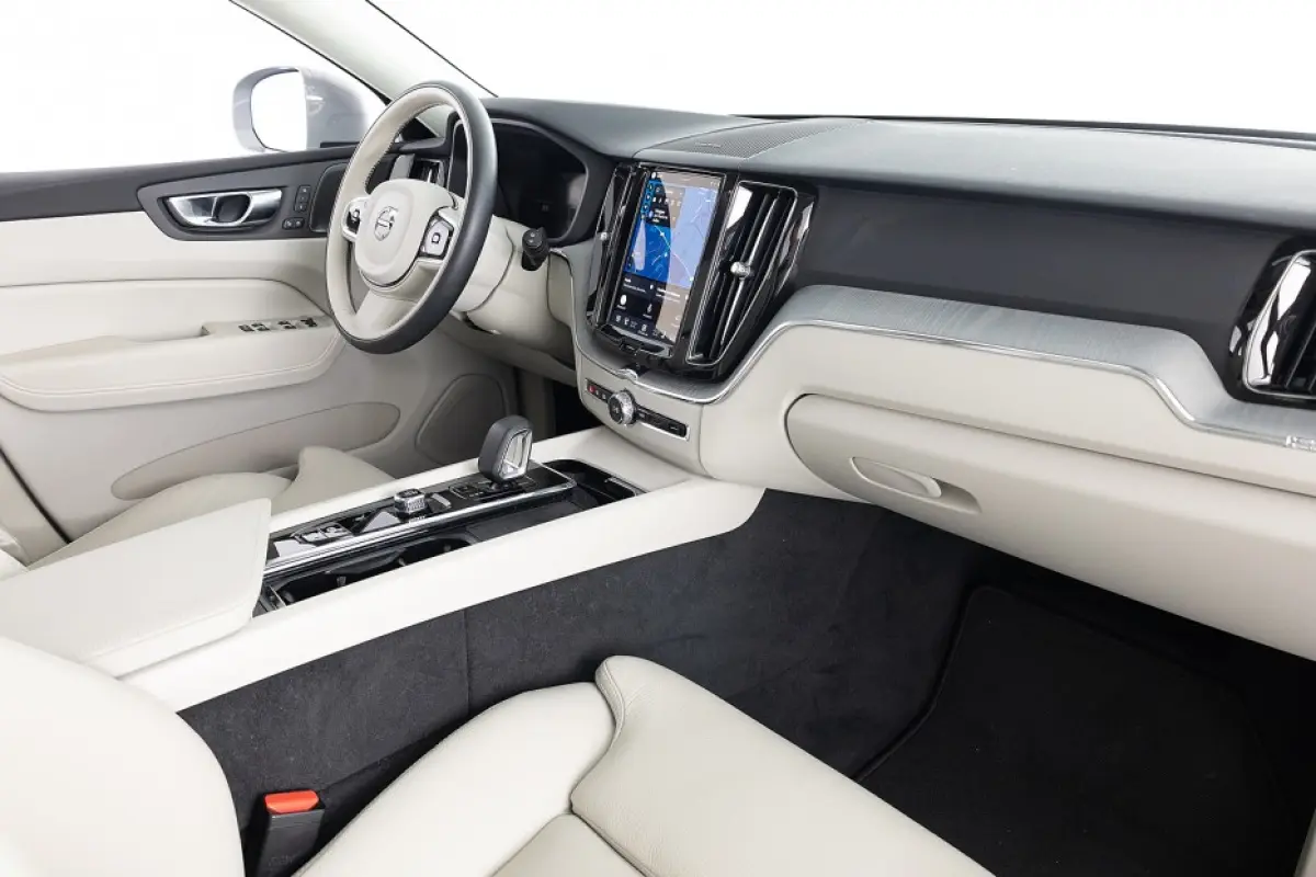 2.0 T6 Plug-in hybrid AWD Plus Bright | PANORAMADAK | harman/kardon | LEDER | Trekhaak