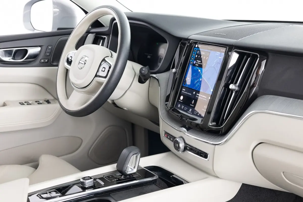 2.0 T6 Plug-in hybrid AWD Plus Bright | PANORAMADAK | harman/kardon | LEDER | Trekhaak