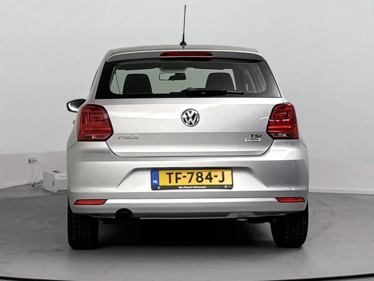 1.2 TSI Comfortline Business R Airco | Bluetooth | Cruise Control | Lichtmetalen Velgen | Multimedia-Voorbereiding | Lederen Stuurwiel en Versnellingspook