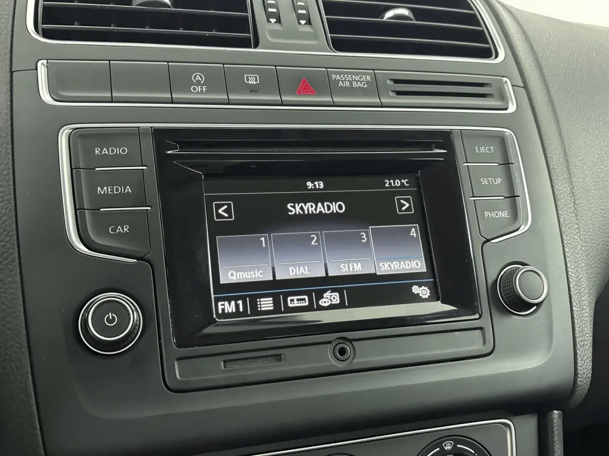 1.2 TSI Comfortline Business R Airco | Bluetooth | Cruise Control | Lichtmetalen Velgen | Multimedia-Voorbereiding | Lederen Stuurwiel en Versnellingspook