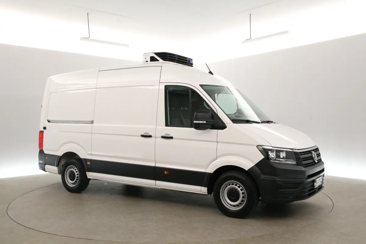2.0 TDI L3H3 | Koel/vrieswagen -20° | 3000kg Trekgew. | Airco | Camera | Carplay | 3 Zits | Koelauto