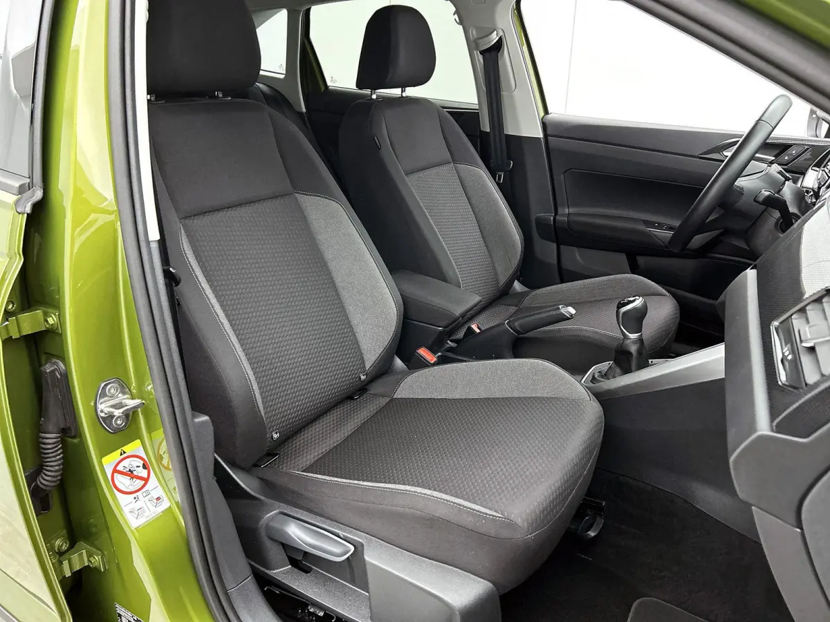 1.0 TSI Life Edition | Apple Carplay/ Android Auto | Virtual Cockpit | Camera | Keyless | Adaptive Cruise Control | Parkeersensoren | Climate Control | LMV | Lage km stand