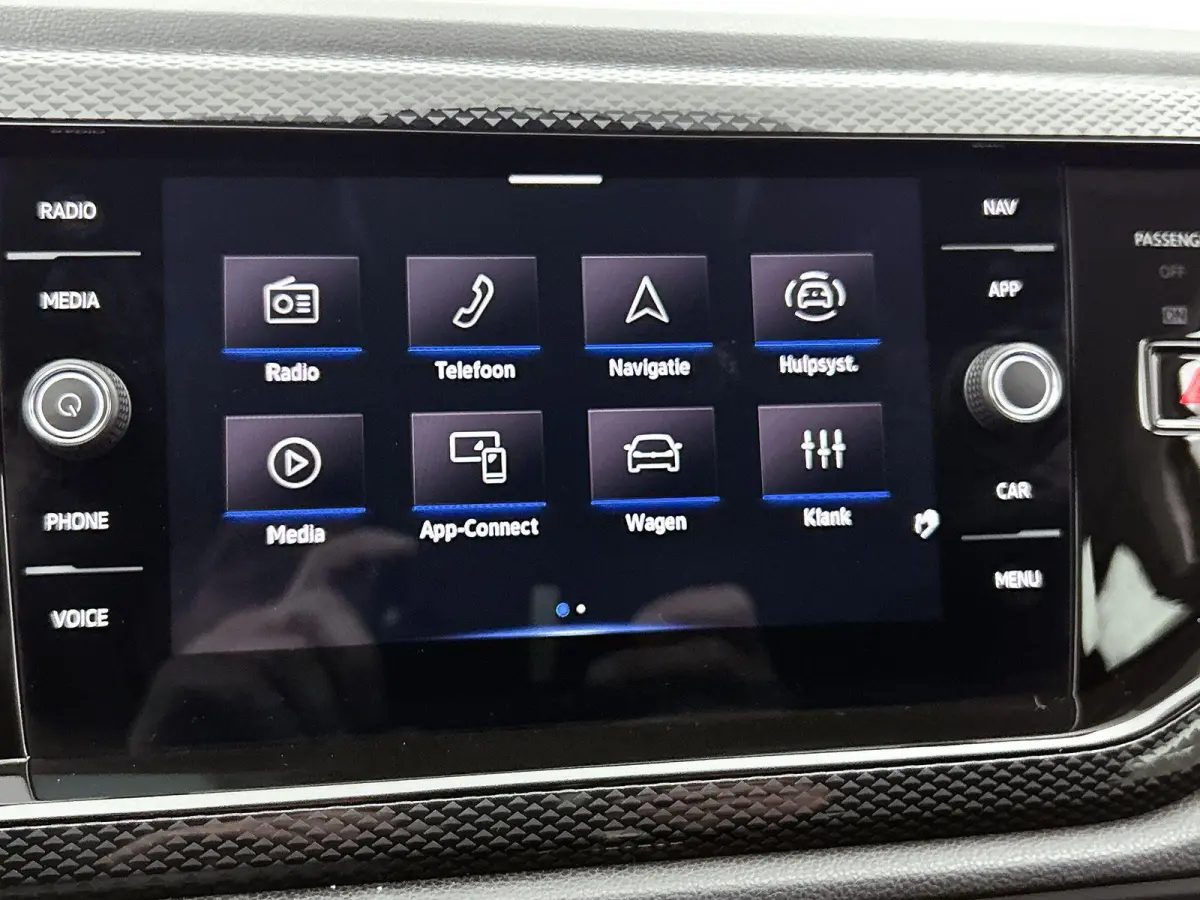 1.0 TSI Life Edition | Apple Carplay/ Android Auto | Virtual Cockpit | Camera | Keyless | Adaptive Cruise Control | Parkeersensoren | Climate Control | LMV | Lage km stand