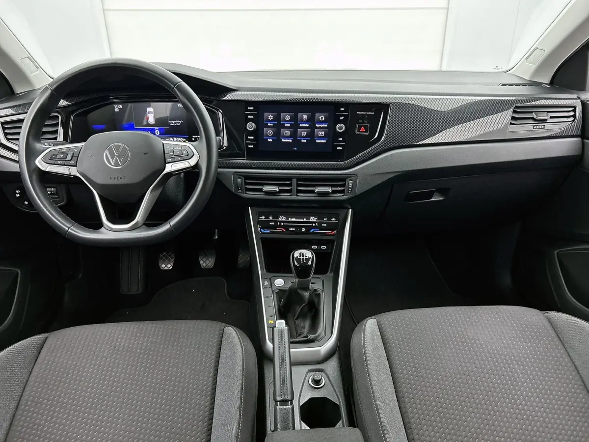 1.0 TSI Life Edition | Apple Carplay/ Android Auto | Virtual Cockpit | Camera | Keyless | Adaptive Cruise Control | Parkeersensoren | Climate Control | LMV | Lage km stand