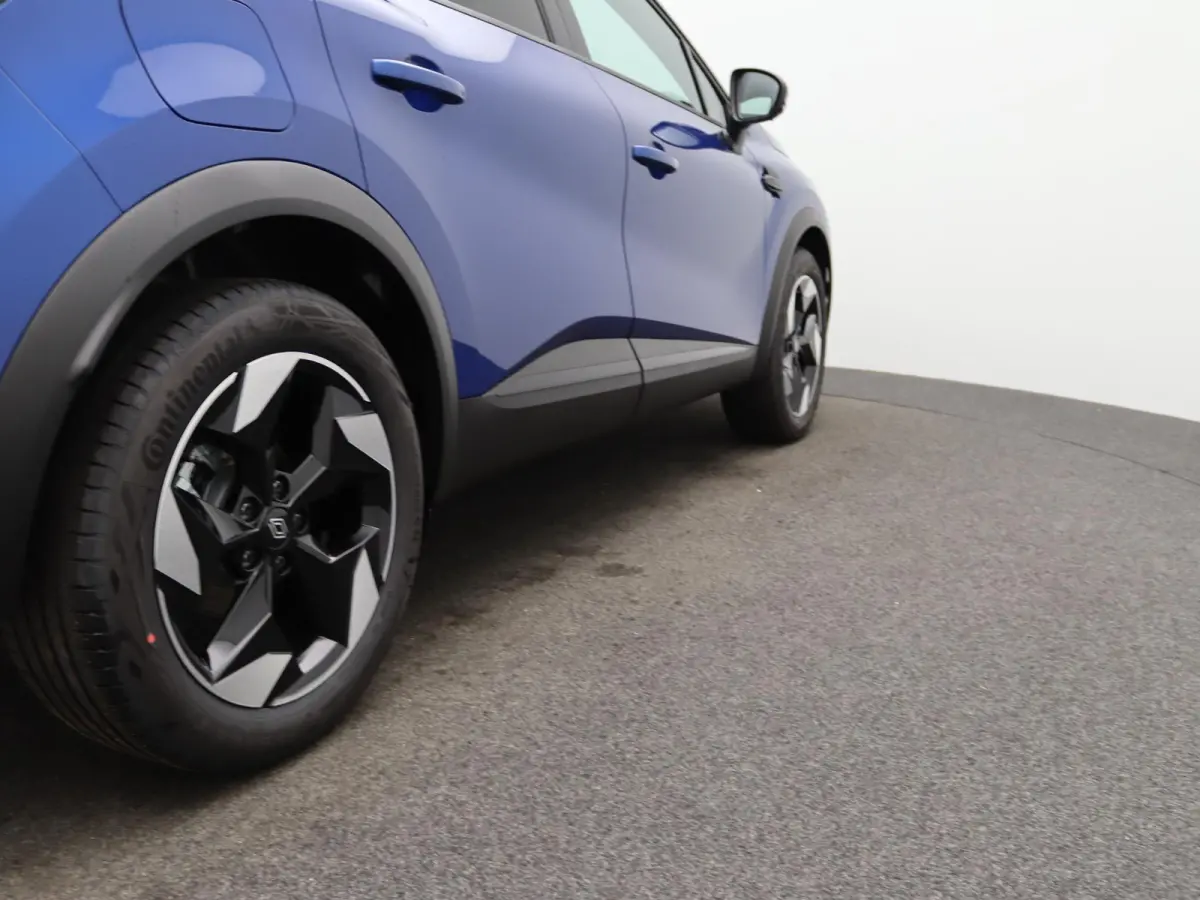 techno TCe 115 | Private Lease vanaf €520 | Google Navi | Parkeercamera |