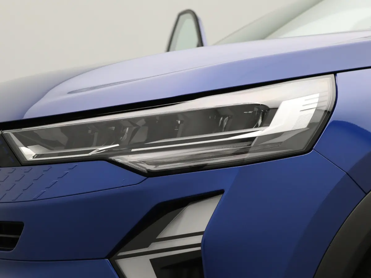 techno TCe 115 | Private Lease vanaf €520 | Google Navi | Parkeercamera |