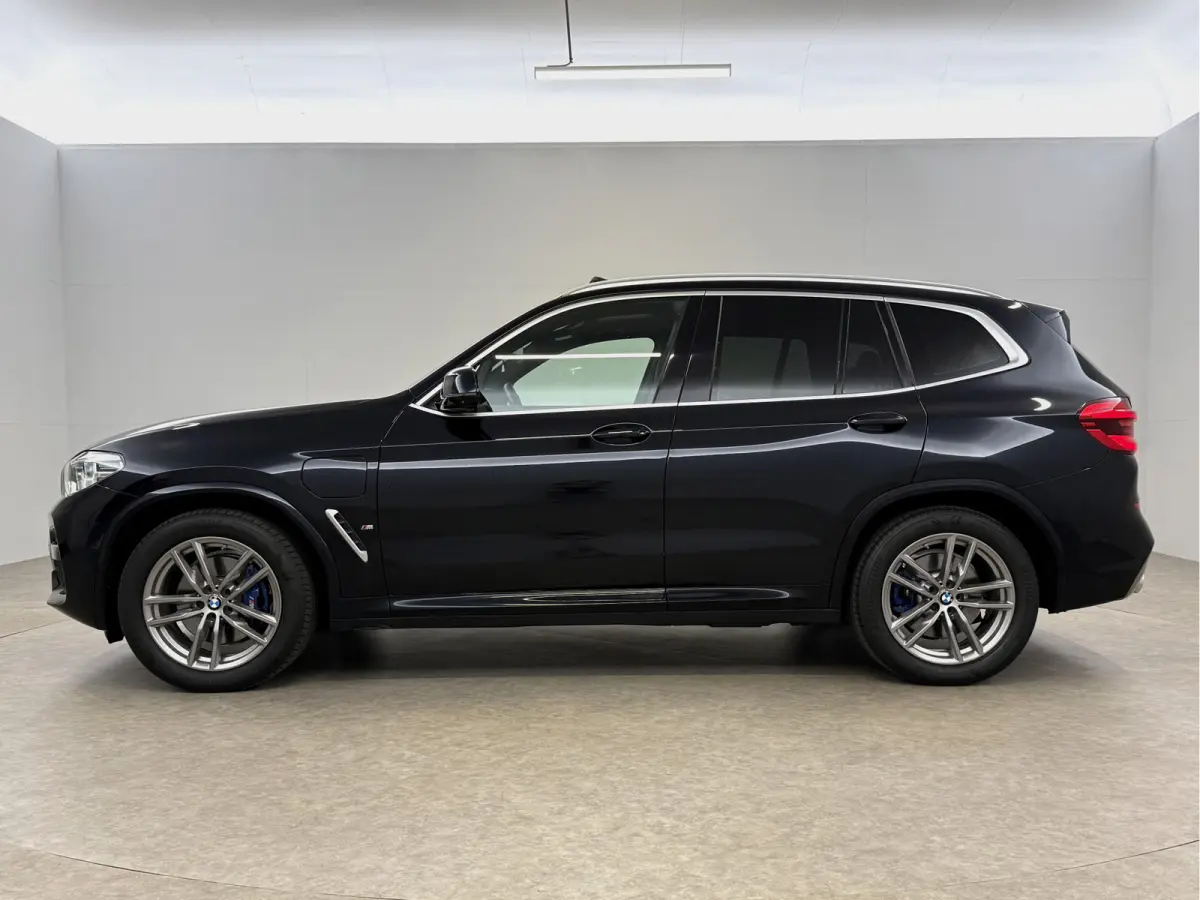 xDrive30e High Executive M-Sport | Pano | Virtual | H/K | 360° | HuD | Memory | Sfeer | Carplay | Cruise | NAP