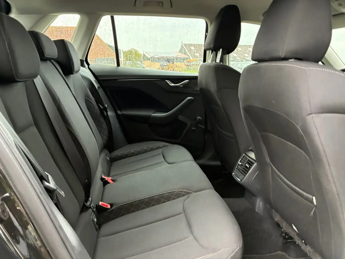 1.0 TSI Ambition | Carplay + Cruise + Airco Nu € 12.450,-!!!