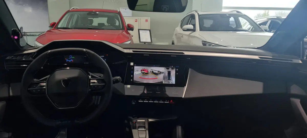 1.6 Plug-in Hybrid 195 GT | 360 Vision Pack | Drive Assist Plus Pack | Sensation Pack