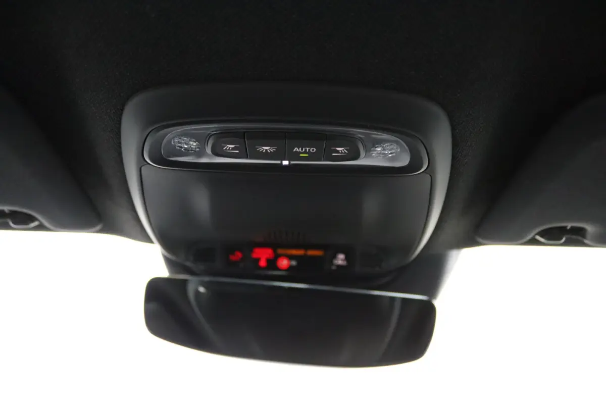 T4 Plug-in hybrid Bright | 1e Eigenaar | SoH 88% | Adaptive Cruise | BLIS | Stoelverwarming | DAB | CarPlay/Android Auto | Elektrische Achterklep