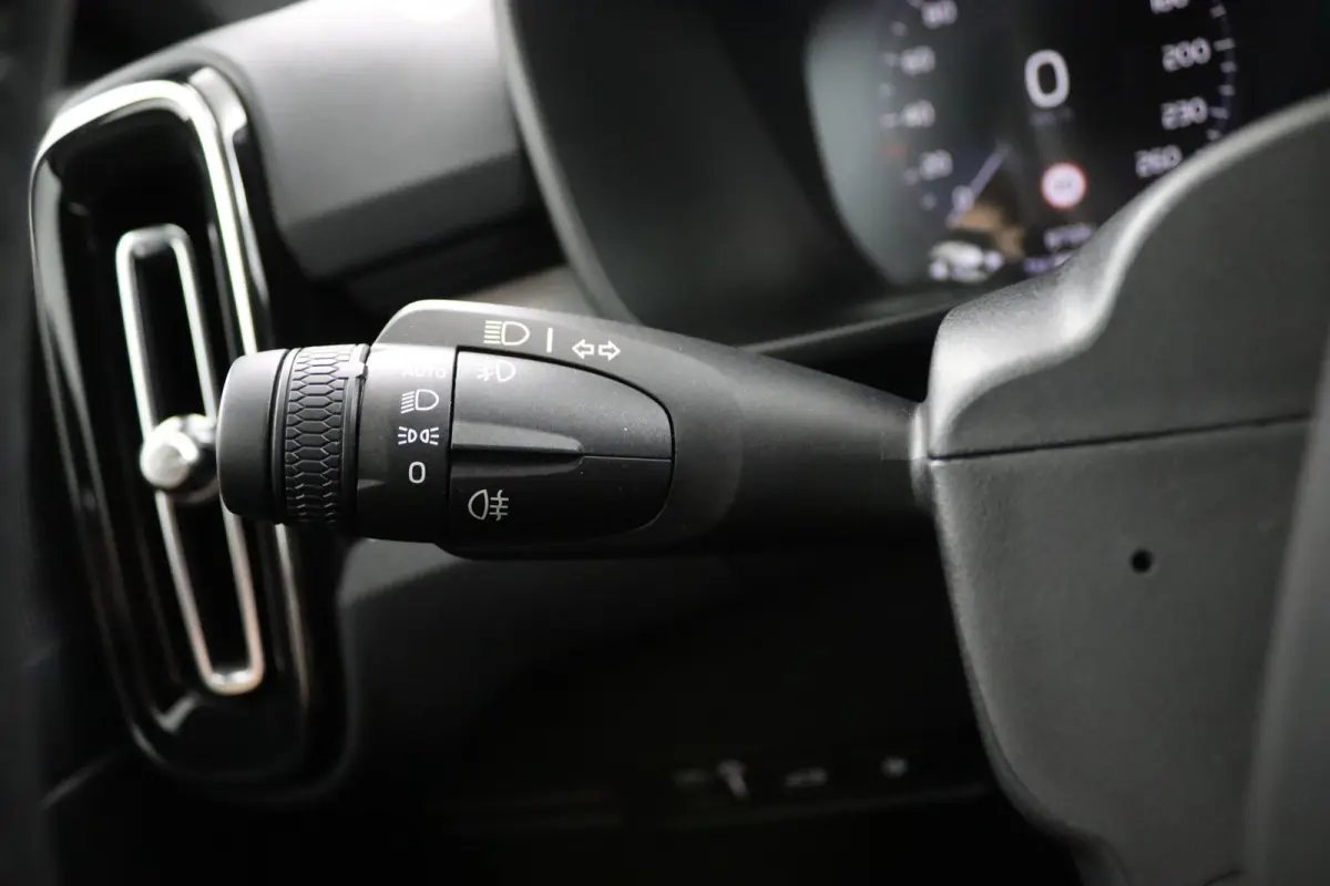 T4 Plug-in hybrid Bright | 1e Eigenaar | SoH 88% | Adaptive Cruise | BLIS | Stoelverwarming | DAB | CarPlay/Android Auto | Elektrische Achterklep