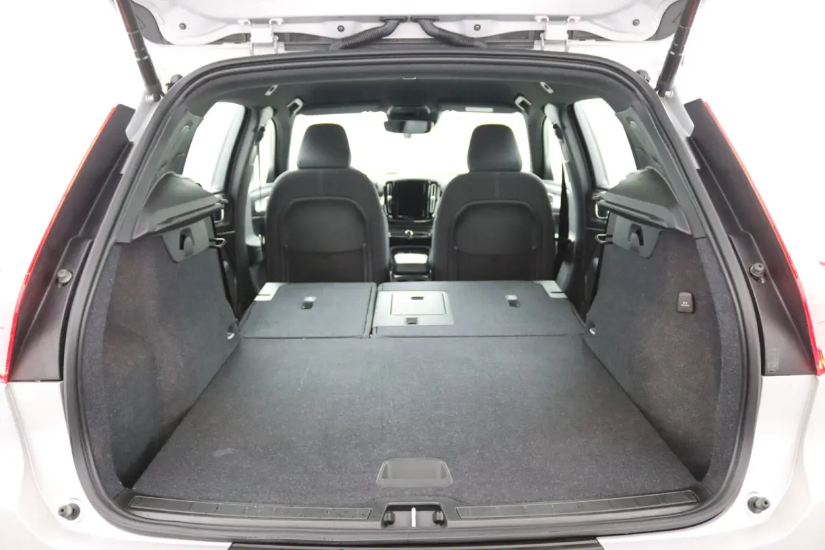 T4 Plug-in hybrid Bright | 1e Eigenaar | SoH 88% | Adaptive Cruise | BLIS | Stoelverwarming | DAB | CarPlay/Android Auto | Elektrische Achterklep