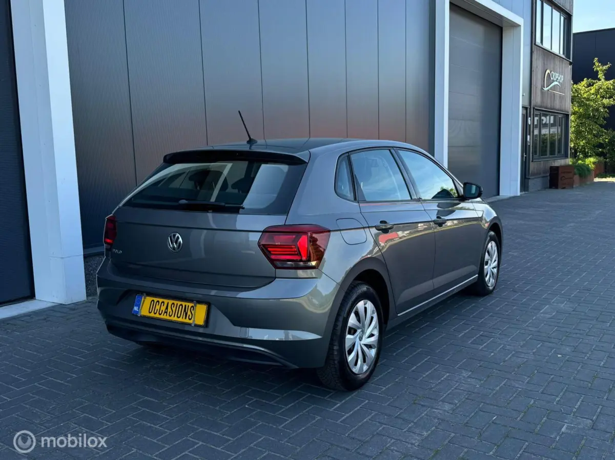1.0 Cruise Navi dealeronderhouden CARPLAY