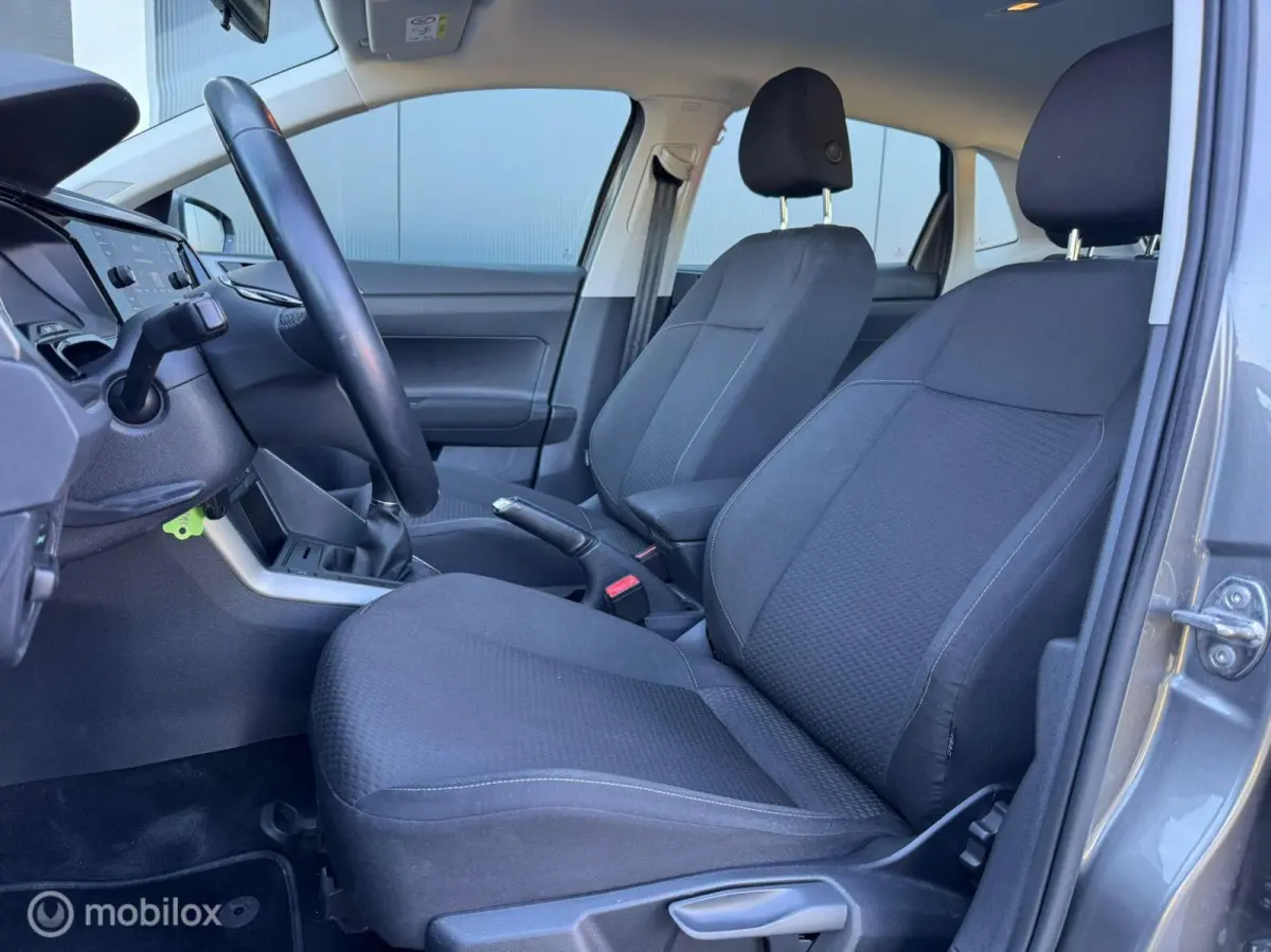 1.0 Cruise Navi dealeronderhouden CARPLAY