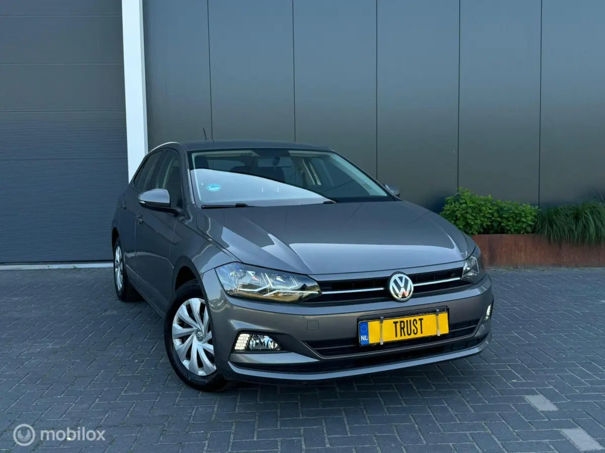 1.0 Cruise Navi dealeronderhouden CARPLAY