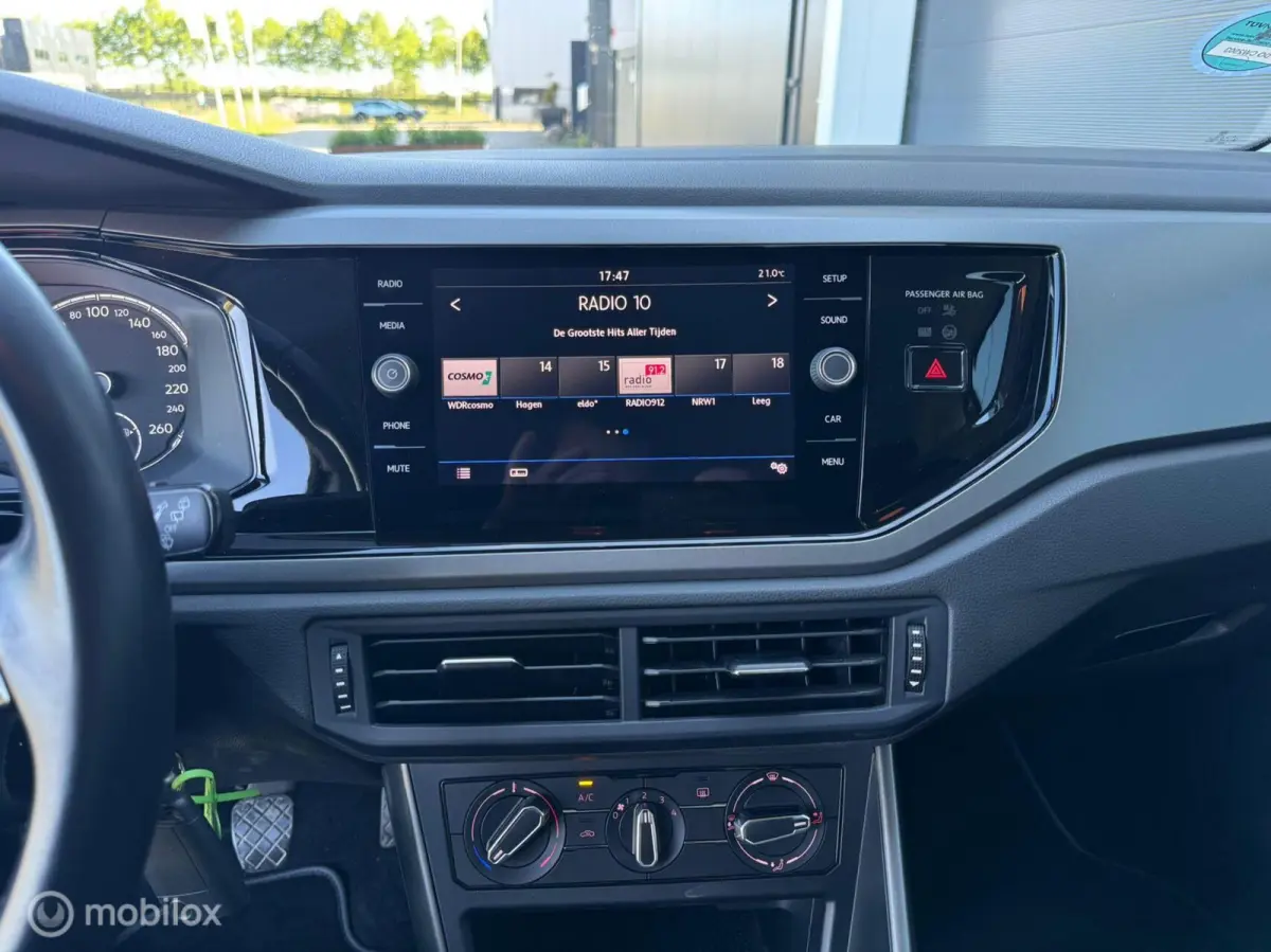 1.0 Cruise Navi dealeronderhouden CARPLAY