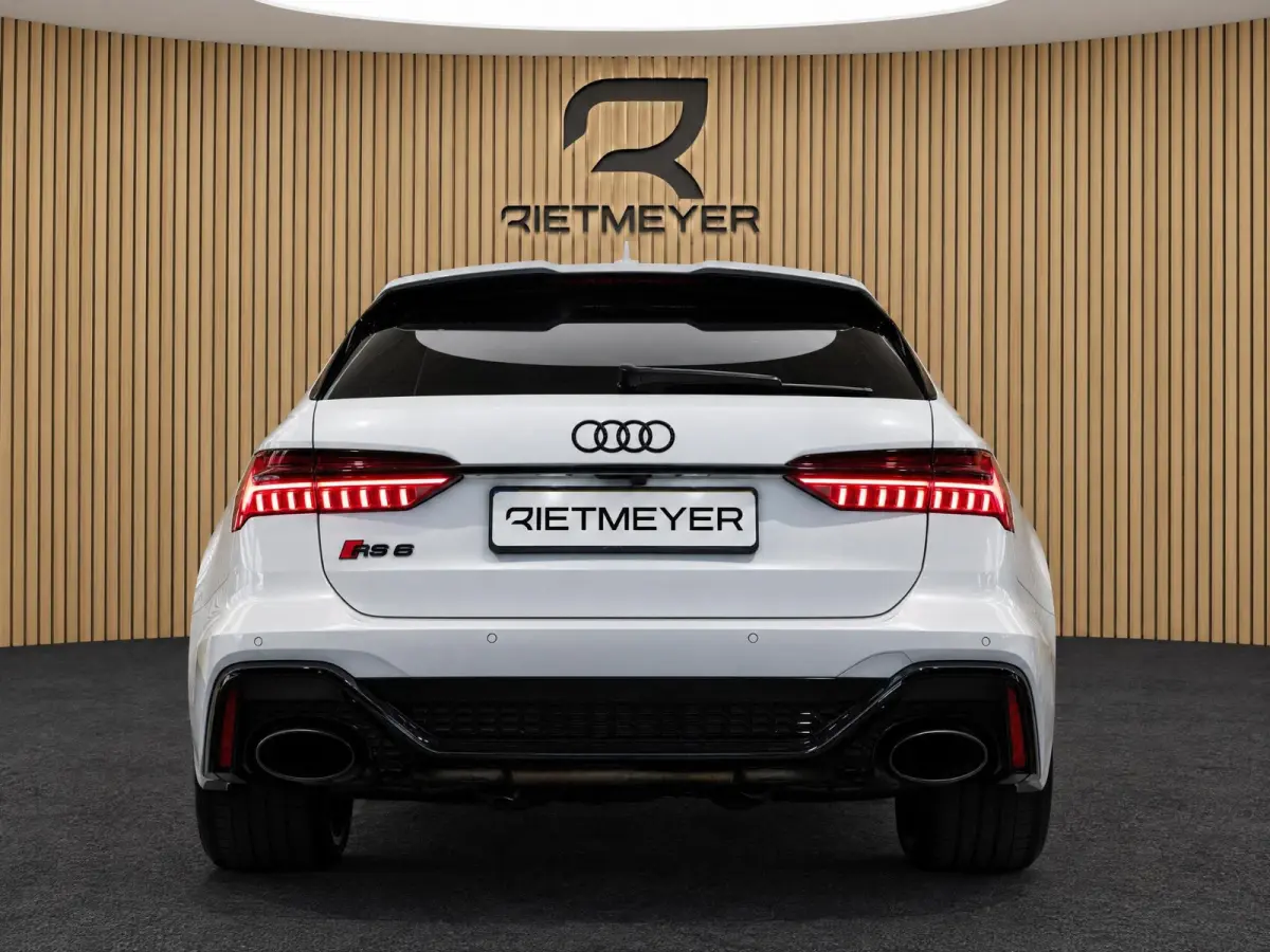RS 6 TFSI quattro |Pano |B&O Adv. |Keramische |Stoelvent. |Head-Up |4wielbesturing |Audi exclusive interieur