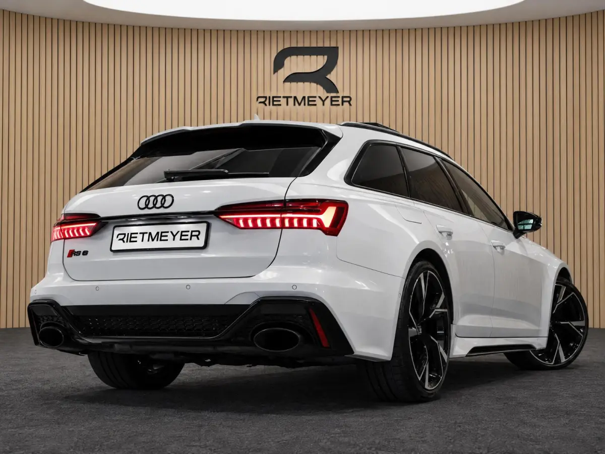 RS 6 TFSI quattro |Pano |B&O Adv. |Keramische |Stoelvent. |Head-Up |4wielbesturing |Audi exclusive interieur