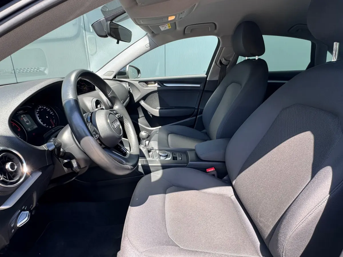 30 TFSI Pro Line * Navigatiesysteem * Cruise Control * Parkeersensoren *