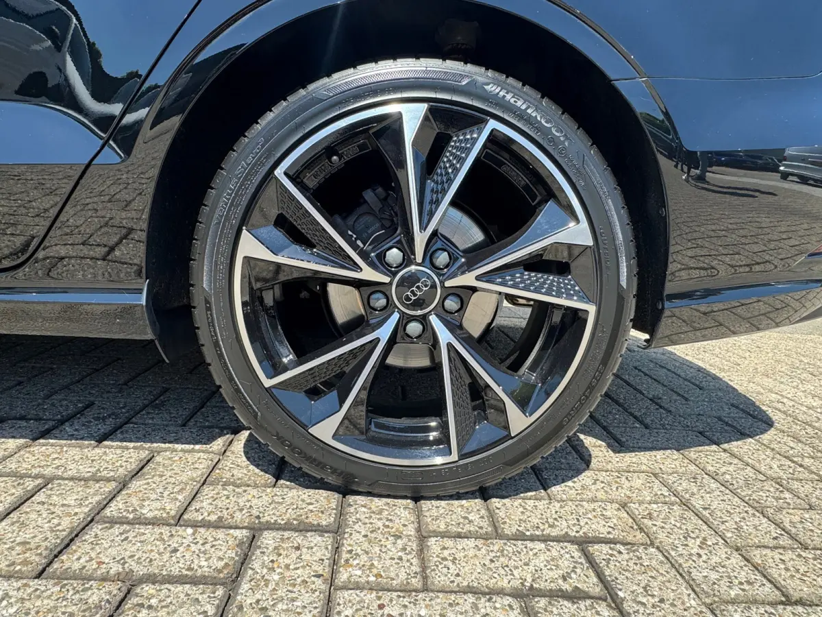 30 TFSI Pro Line * Navigatiesysteem * Cruise Control * Parkeersensoren *