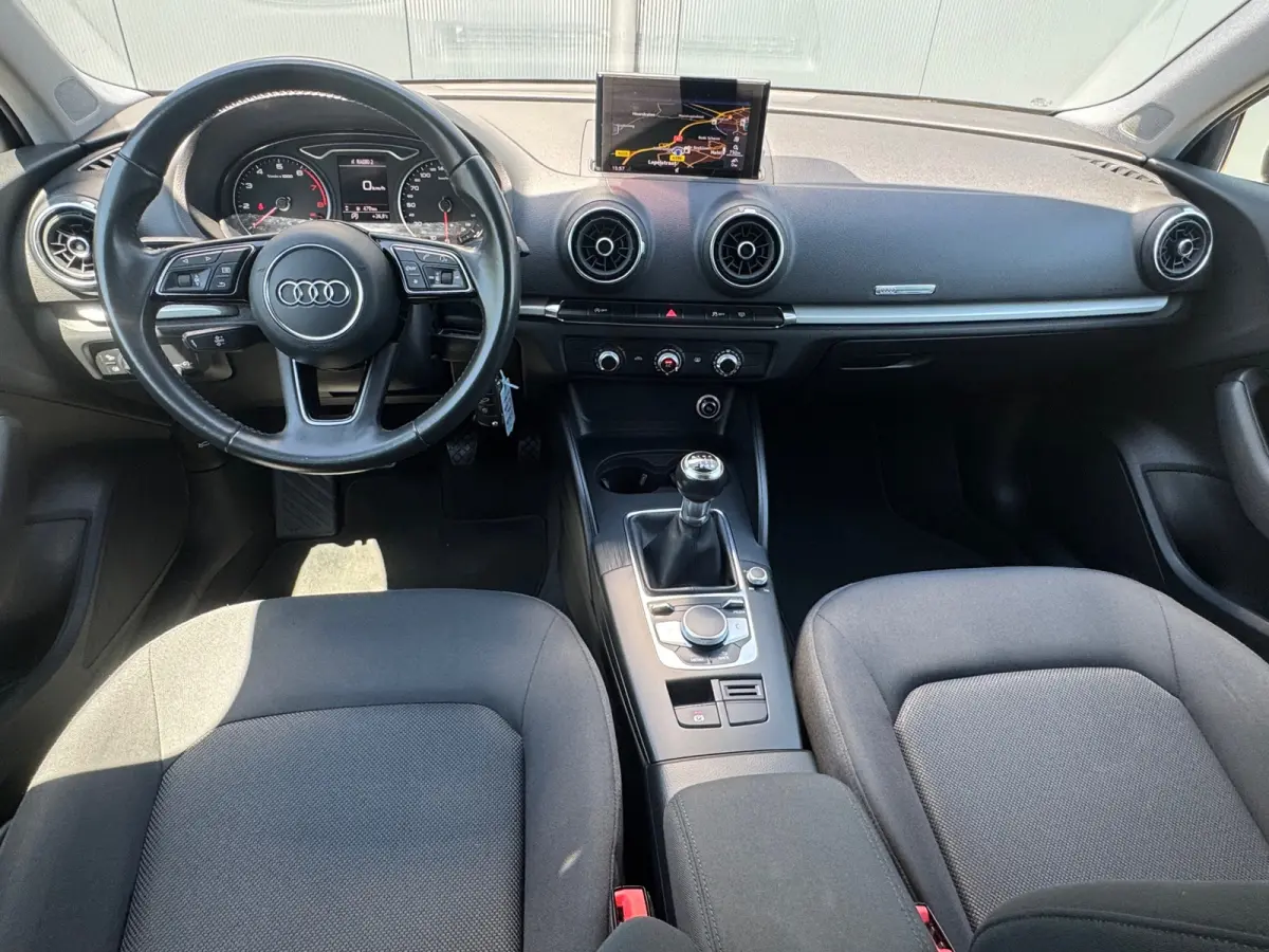 30 TFSI Pro Line * Navigatiesysteem * Cruise Control * Parkeersensoren *