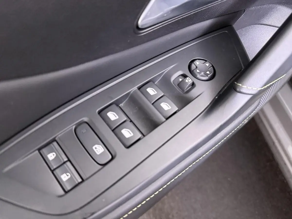 1.6T Plug-in HYbrid 225PK Automaat GT Alcantara/ Nav/Camera/Led/El.Klep/CarPlay