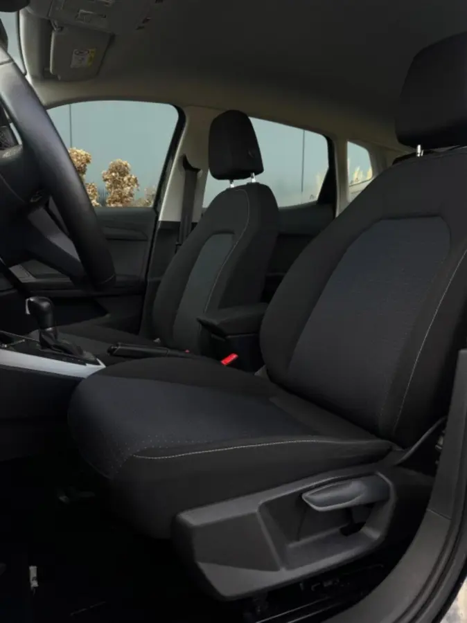 1.0 TSI Style | LED | Carplay | PDC