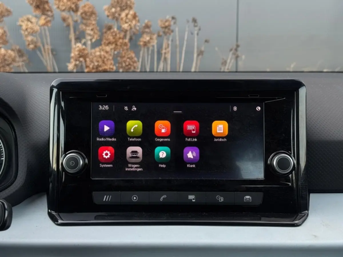 1.0 TSI Style | LED | Carplay | PDC